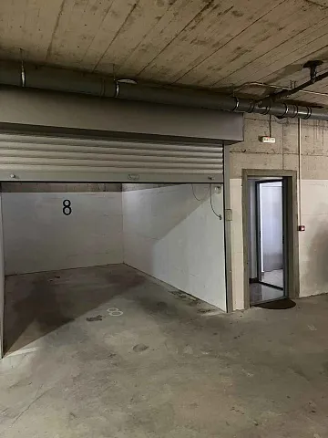 Zwei-Zimmer-Wohnung in Budva – komplett möbliert + Garagenstellplatz — photo 12